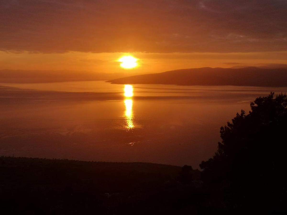 Villa Eaglestone - Isolated Location That Offers Peace And Tranquility Makarska Exterior foto